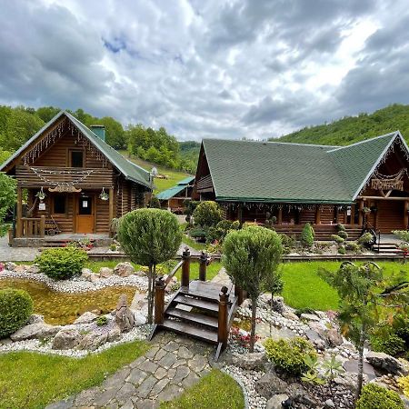 Ski Complex Velikiy Kalyny Esterno foto
