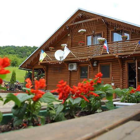 Ski Complex Velikiy Kalyny Esterno foto