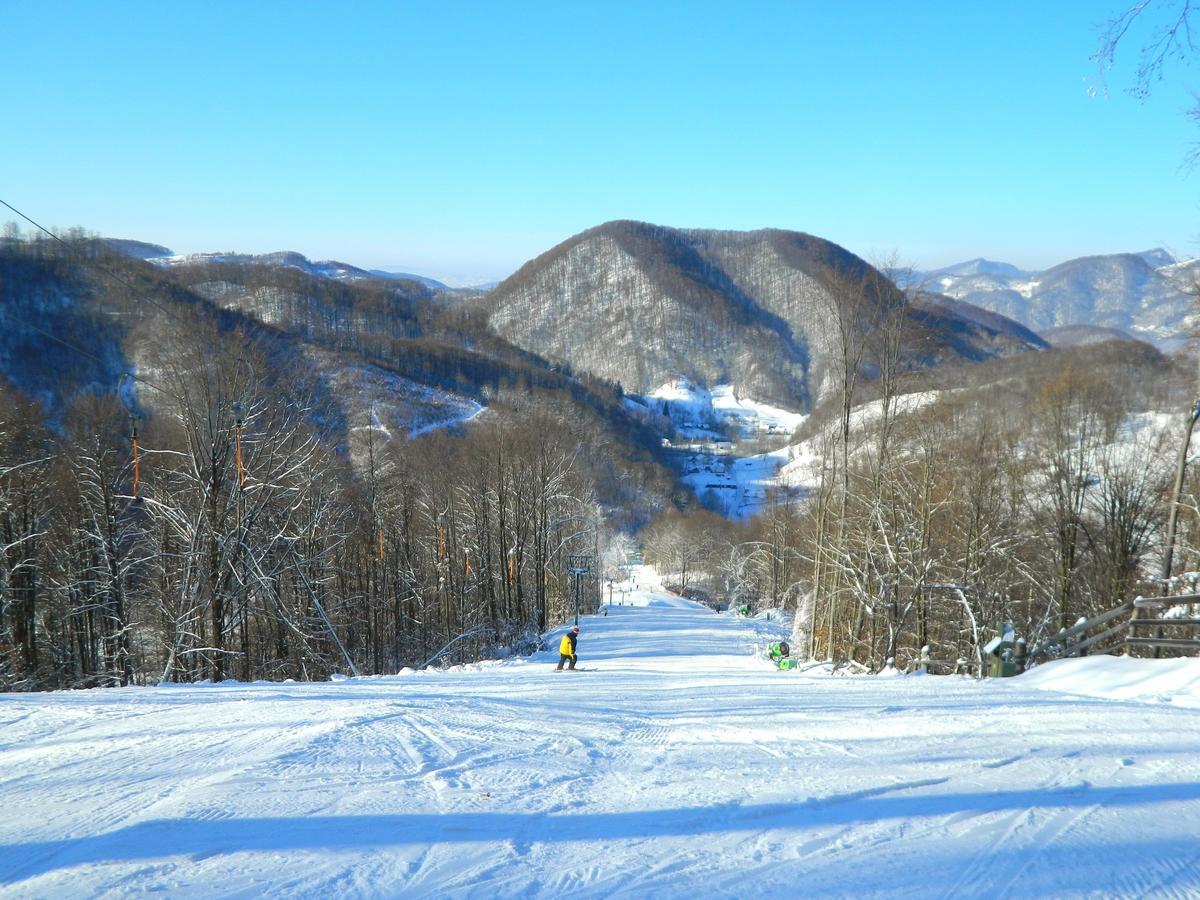 Ski Complex Velikiy Kalyny Esterno foto
