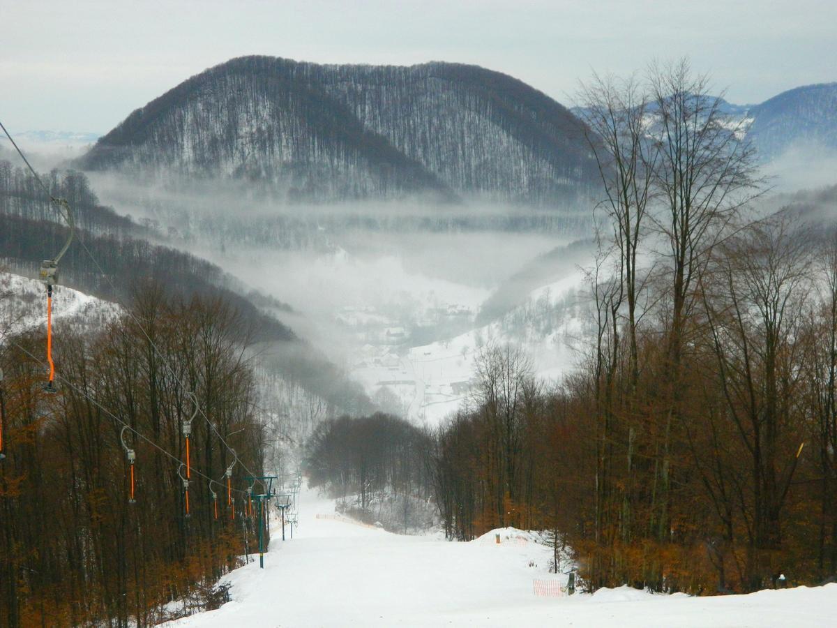 Ski Complex Velikiy Kalyny Esterno foto