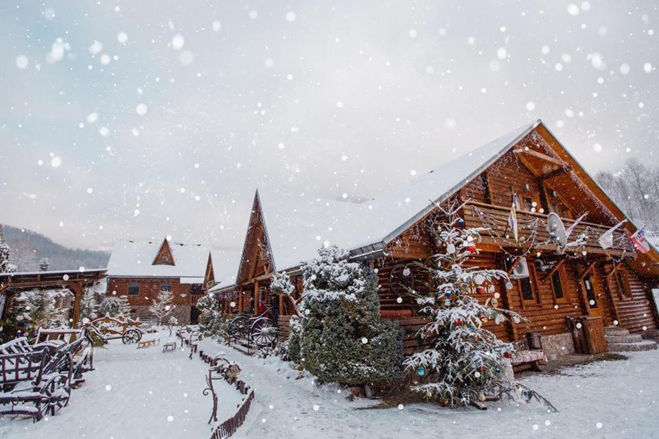 Ski Complex Velikiy Kalyny Esterno foto